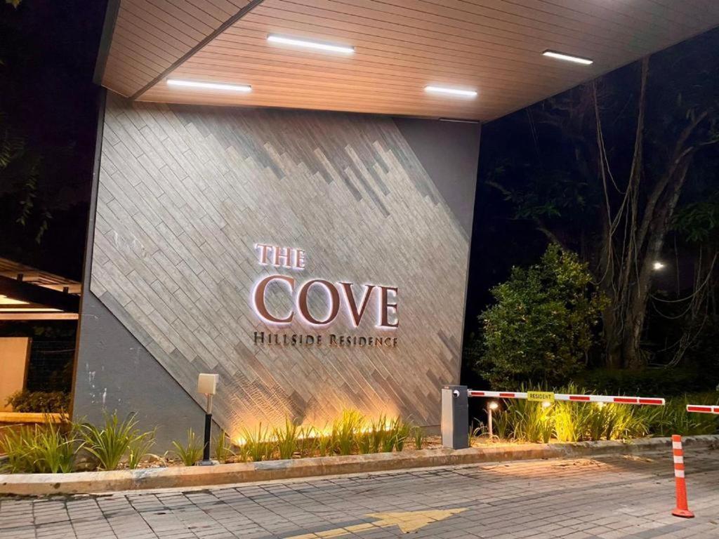 Ipoh Waterpark The Cove Premium Suites 7-13Pax By Iwh Екстериор снимка